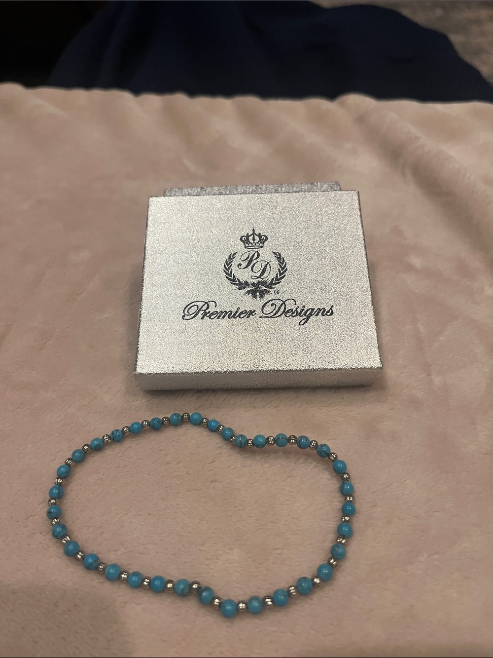 Premier Designs Turquoise and Gold Stretch Ankle Bracelet